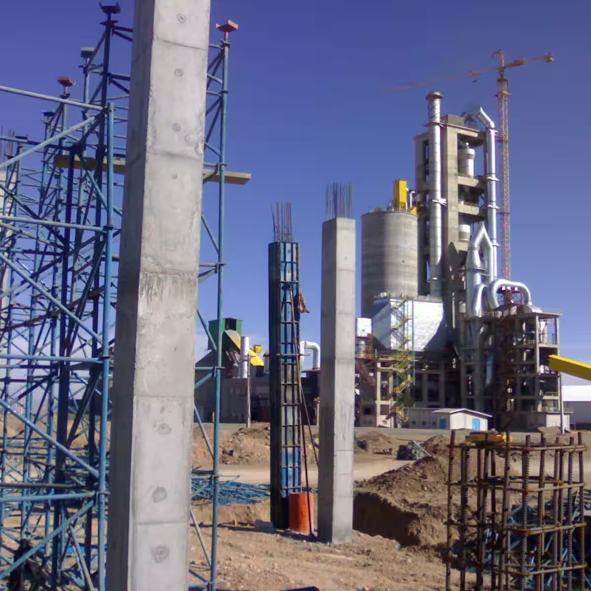 Construction of concrete structures for fuel oil tanks at Saroj Cement