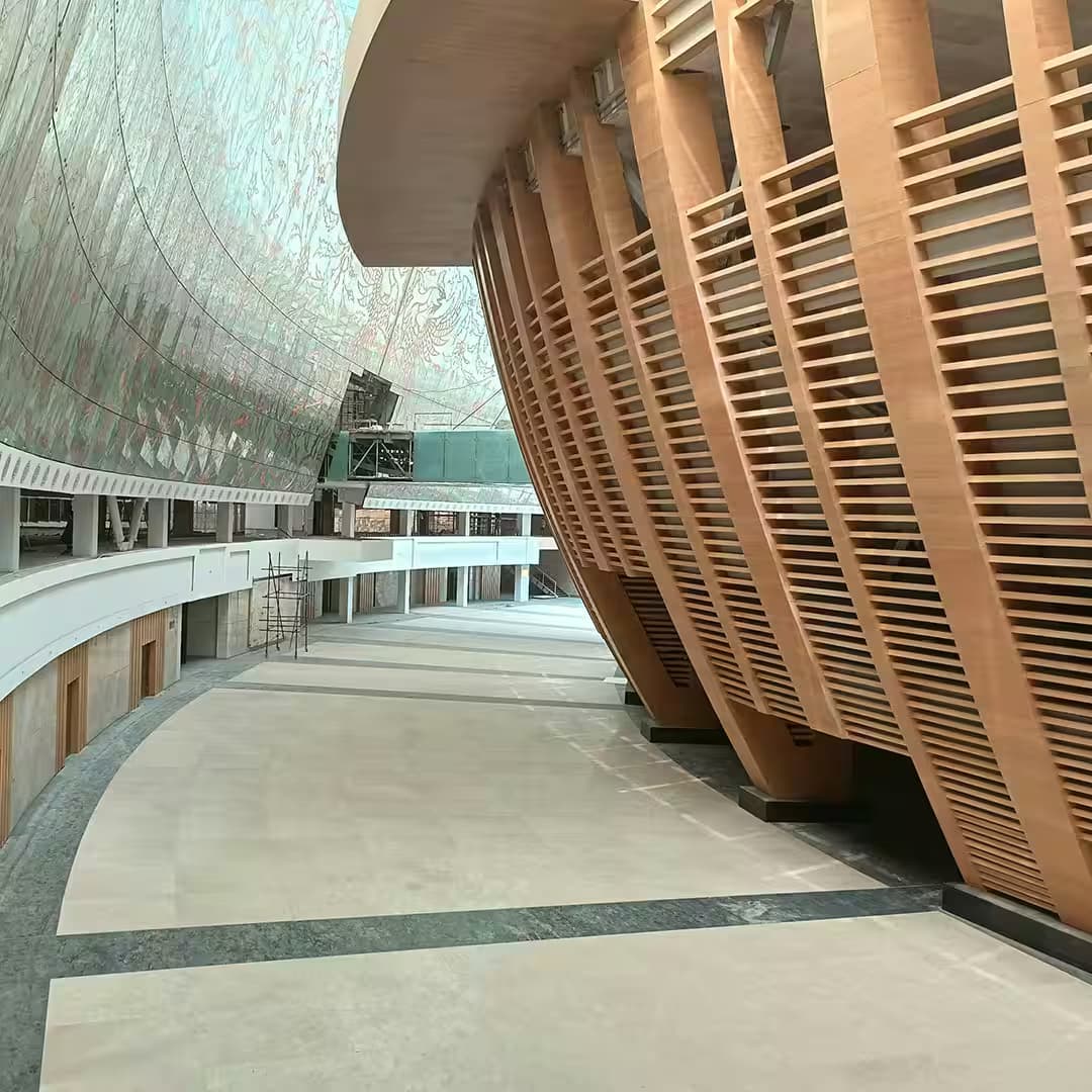 پروژه تکمیل فضای کنکورس مرکز همایش های بین المللی اصفهان