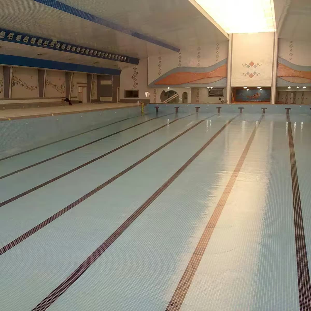 پروژه احداث استخر دانشگاه علوم پزشکی