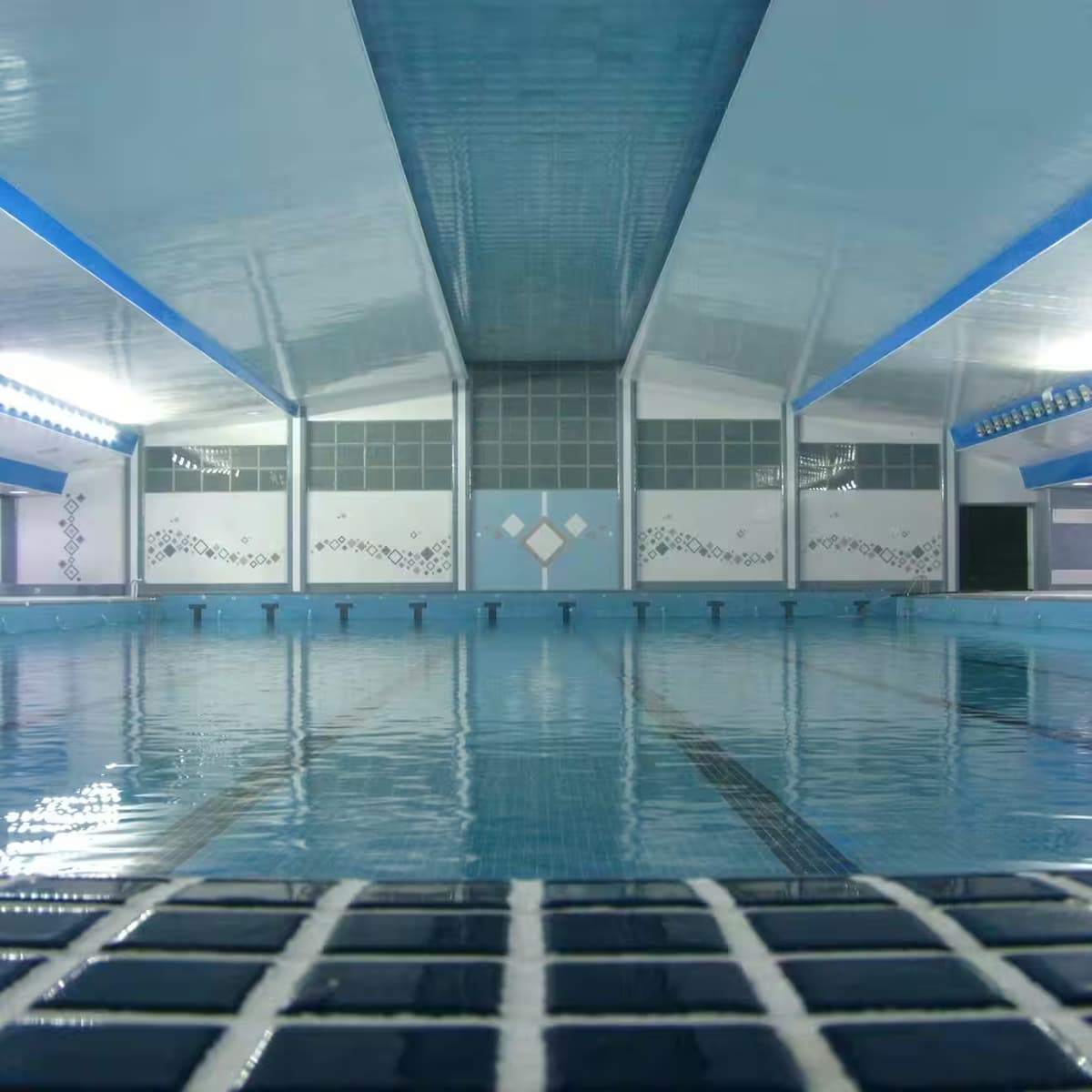 پروژه احداث استخر دانشگاه علوم پزشکی