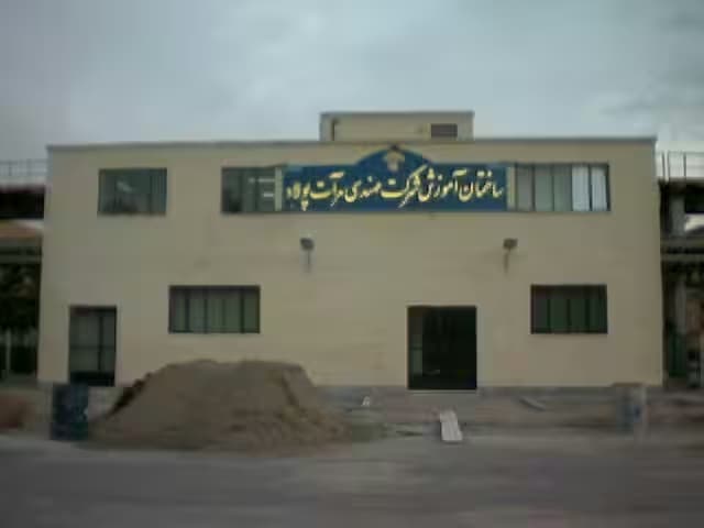 پروژه احادث ساختمان آموزش مرات پولاد